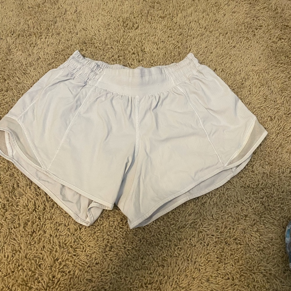 Lululemon Hotty Hot Shorts 2.5 size 2